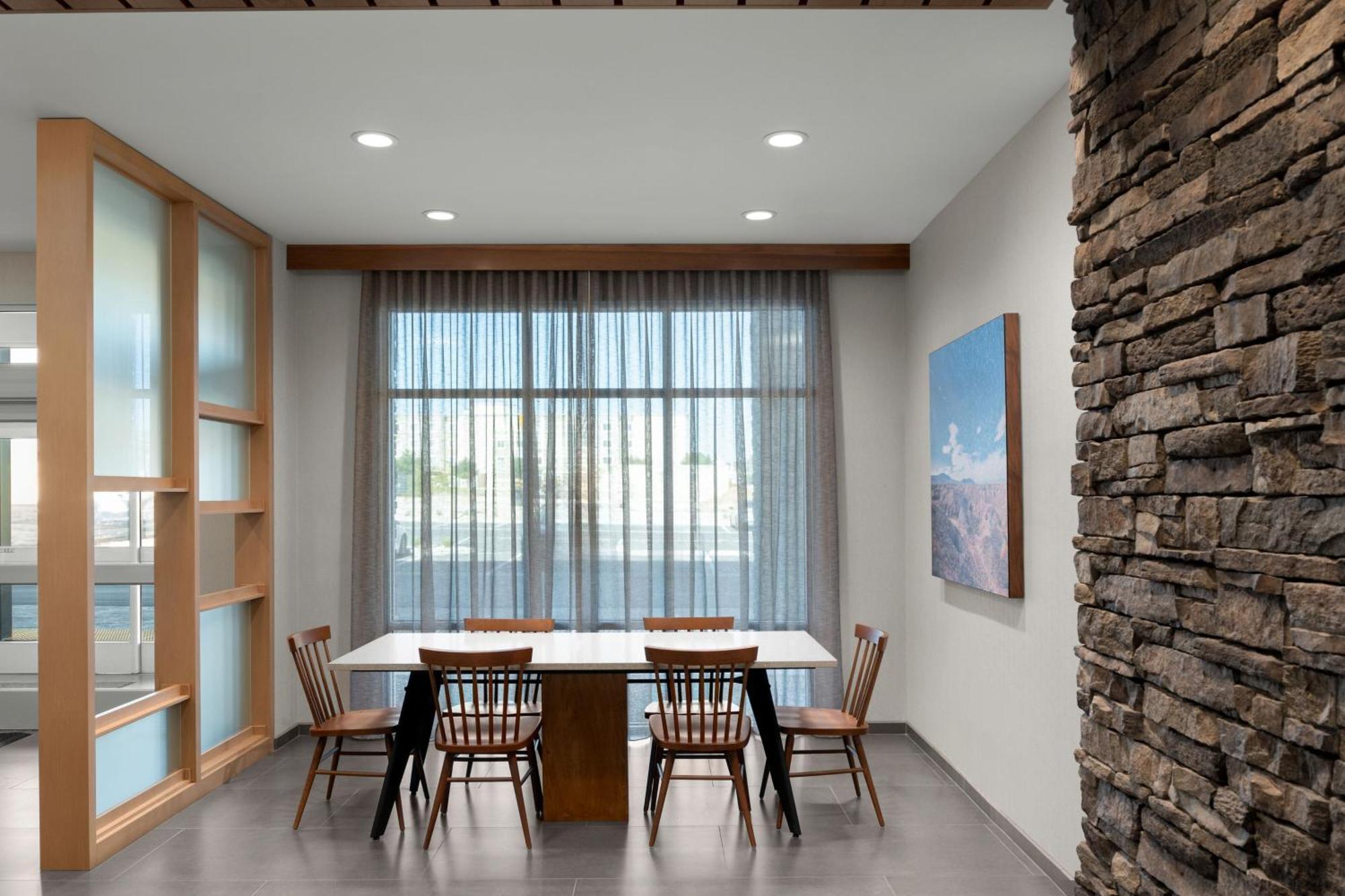 Fairfield By Marriott Inn & Suites Victorville Buitenkant foto